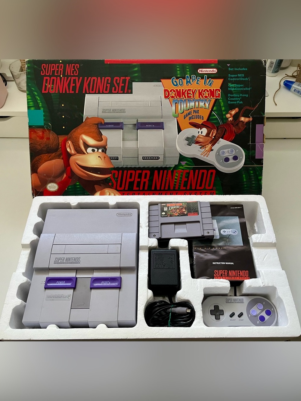 Super Nintendo Donkey Kong Country Set – Original Box – Matching Serials
